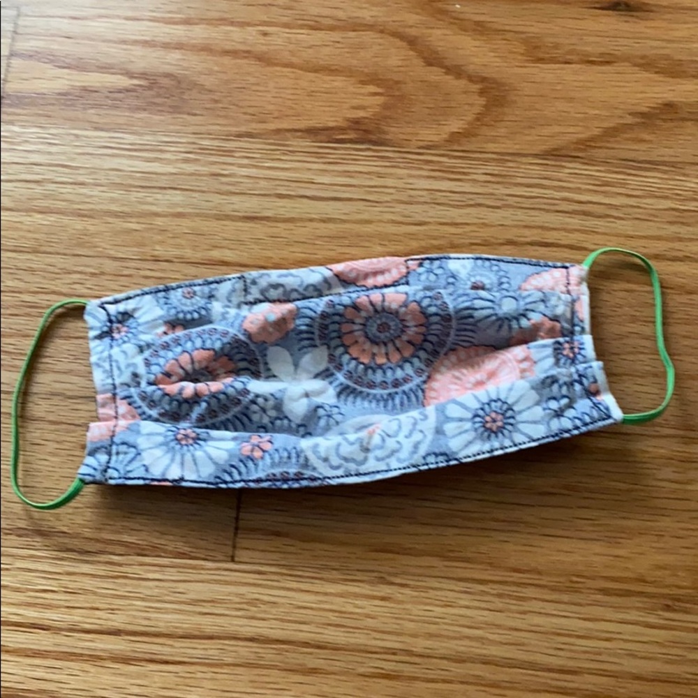 Mask - Picture 2 of 2